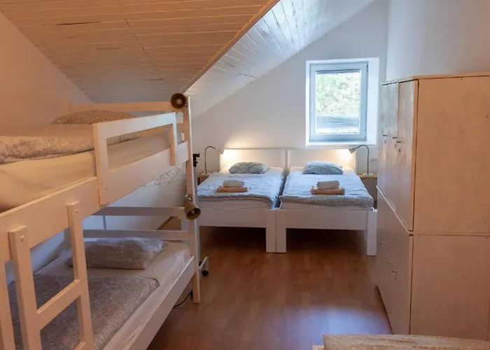 Gostinjska kuća Unique Vila Veselova, Center